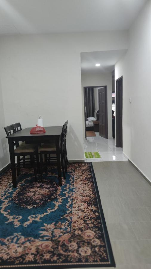 Home Stay Adams Pasir Gudang Exterior foto